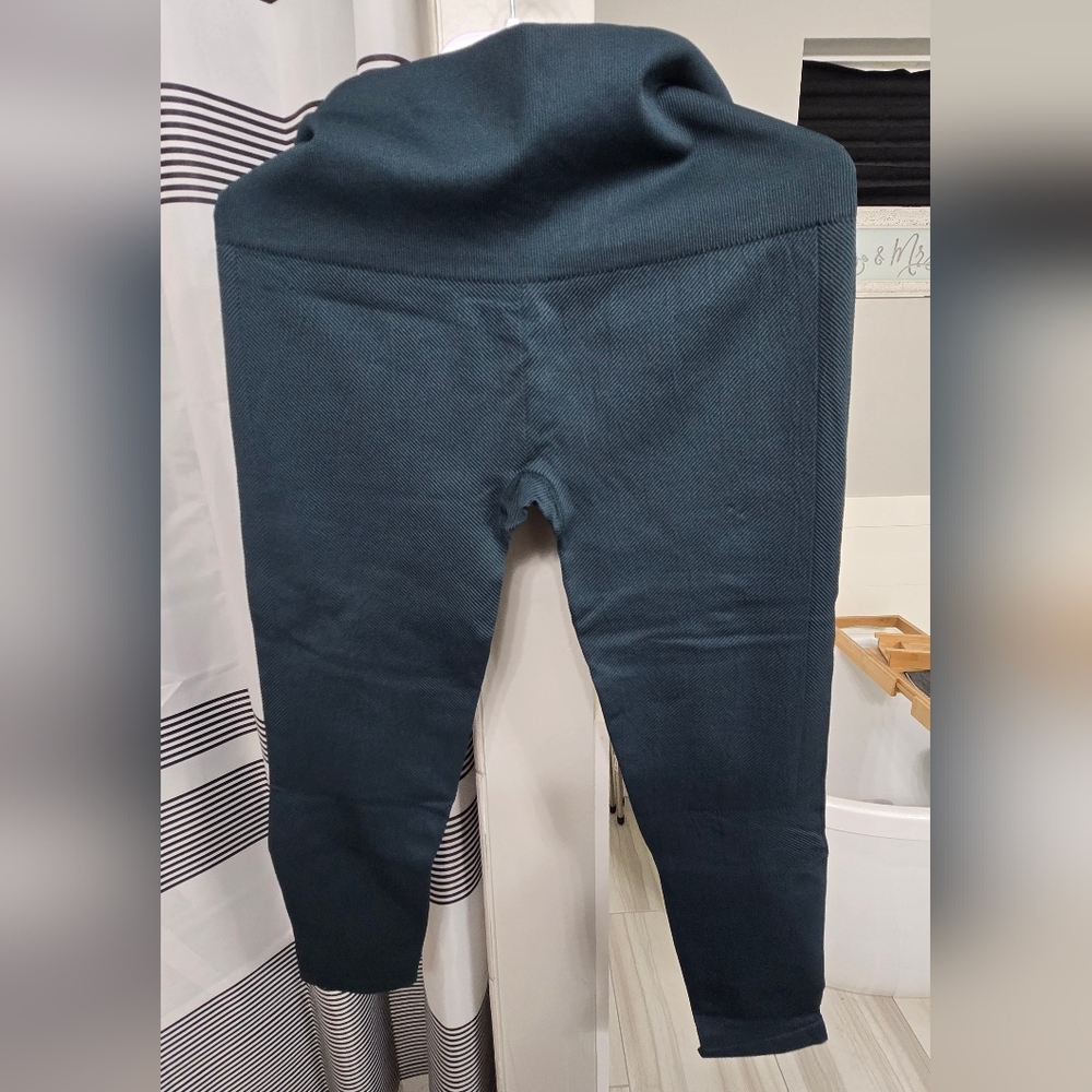 SPANX Dark Emerald Ribbed Leggings